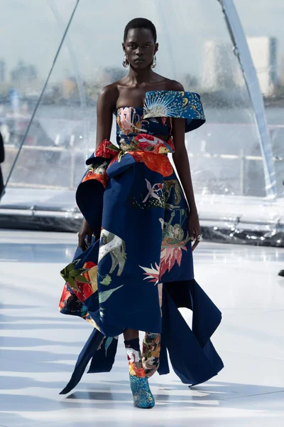 Look 33